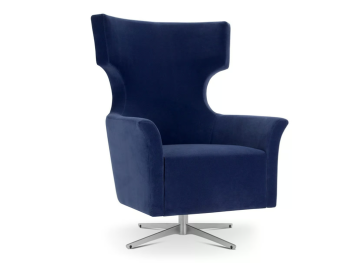 KARI - Wing armchair with armrests with 4-spoke base _ Domingo Salotti